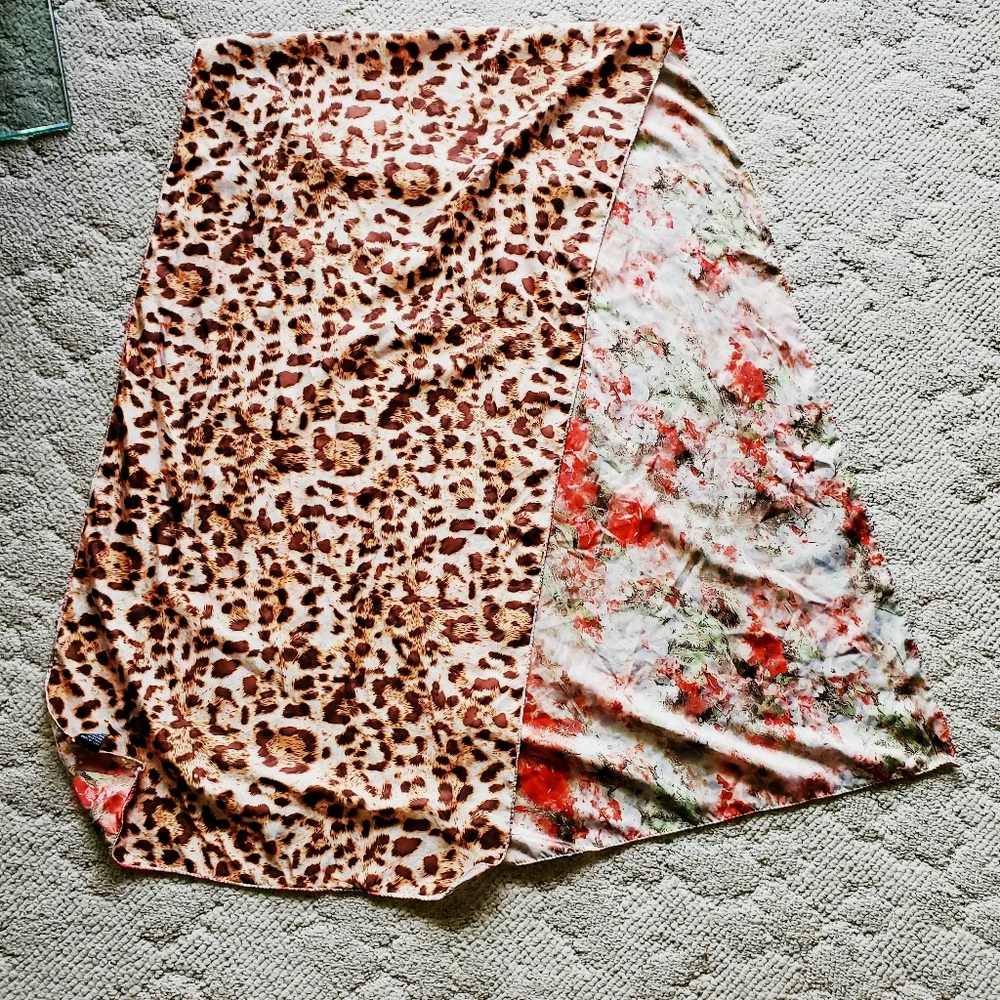Reversible Silky Scarf Floral and Animal Print